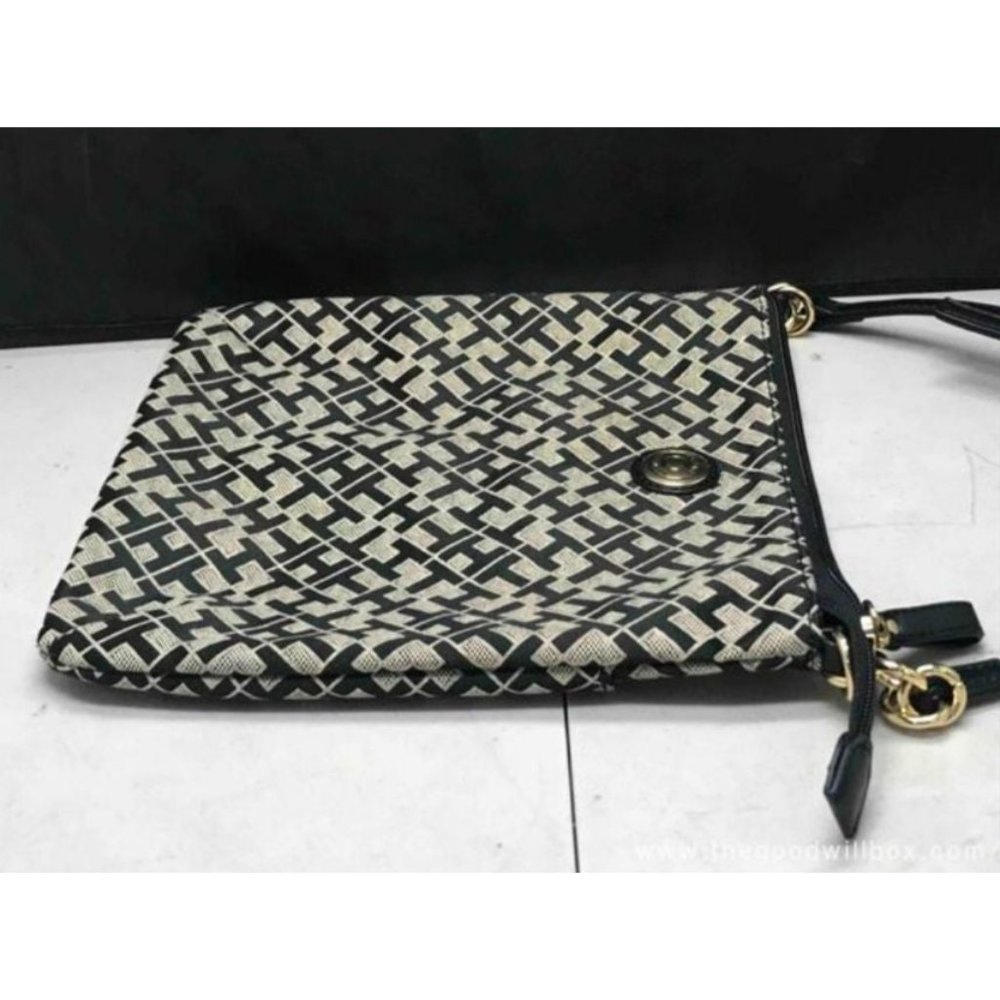 Tommy Hilfiger Cross Body Handbag